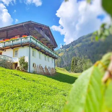 Tischla & Apartament Maria Luggau