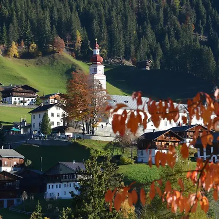 Apartament Tischla & *