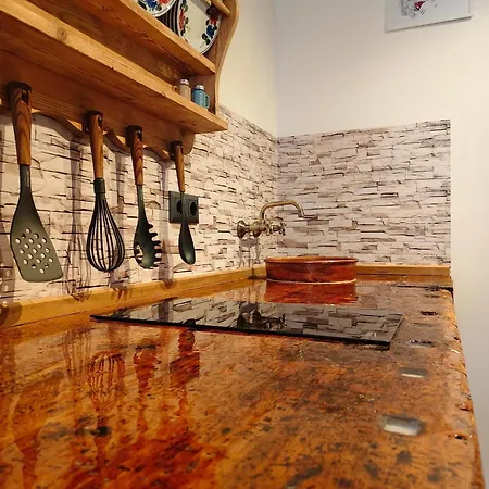 Apartament Tischla & *