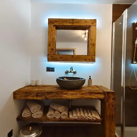 Apartament Tischla &